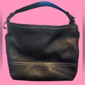 Authentic Coach Shoulder/Crossbody Purse/Bag EUC (excellent used condition)